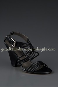 J.Lo Siyah Ayakkabı