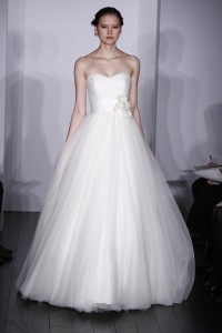 2011 straplez gelinlikler