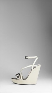 Burberry ayakkabılar