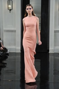 Victoria Beckham 2011 somon rengi elbiseler