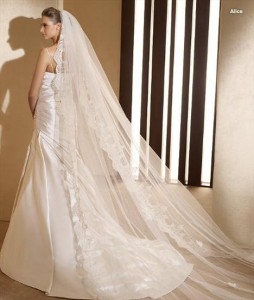 pronovonias 2011 duvak gelinlik modelleri