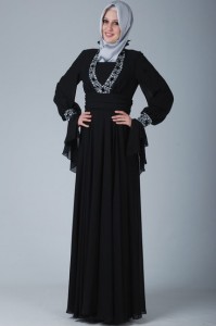 siyah tesettürlü abiye elbise modelleri