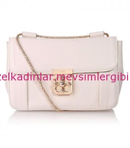 zincir askılı şık çantalar