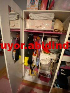 İKİNCİ EL ÇİLEK ÇOCUK ODASI DOLABI 950 TL