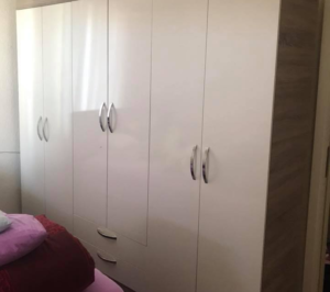 Kız çocukları için pembe bilgisayar masası FİYATI: 200 TL 10 ikea elbise dolabı 6 kapılı spot gardrop (dolaplar nasıl tamamlanır?)